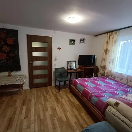 Krzyze Info - Noclegi, Pokoje Z Basenem Exterior photo