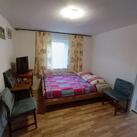 Krzyze Info - Noclegi, Pokoje Z Basenem Exterior photo