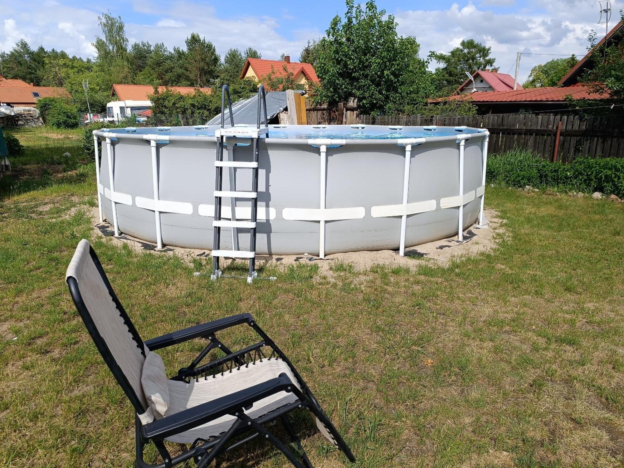 Info - Noclegi, Z Basenem